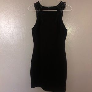 A forever 21 black dress